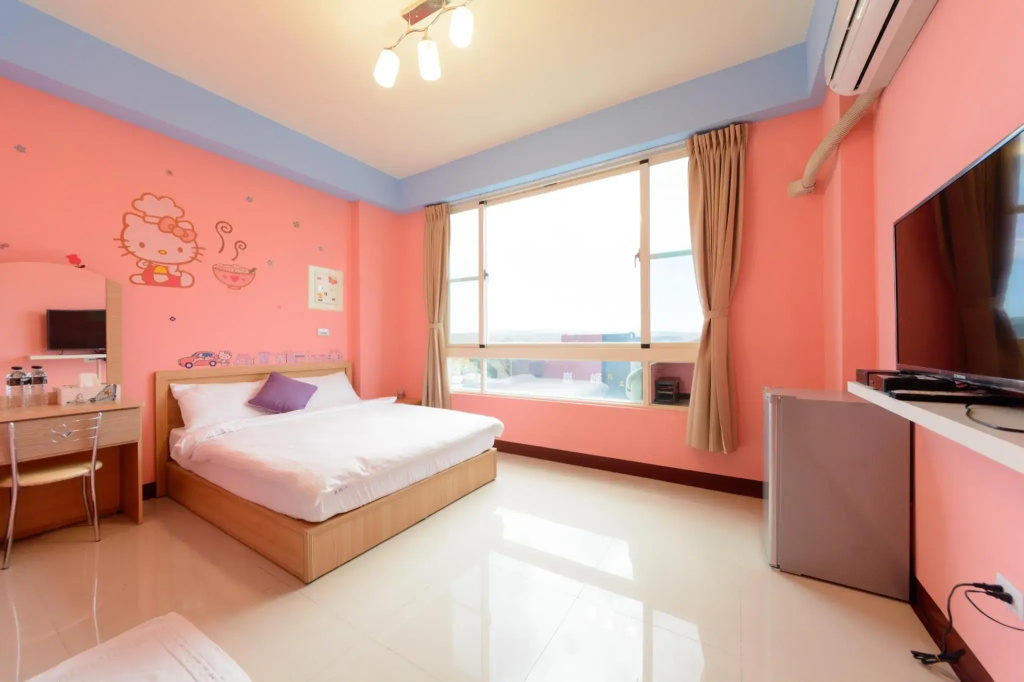Standard Double room (full double bed)