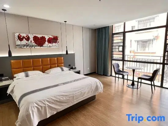 Superior Double room (full double bed)