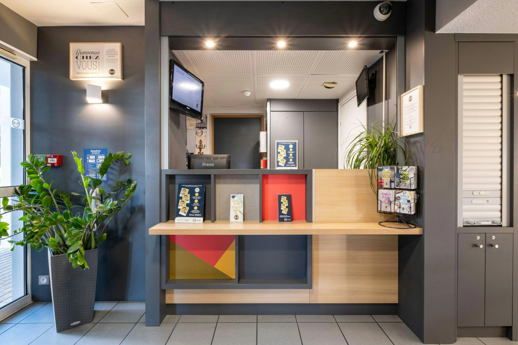 Voir la photo 1 — B&B HOTEL Lille Seclin Unexpo