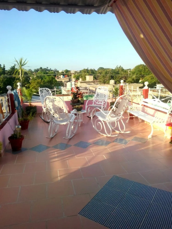 Casa Henry y Lalita