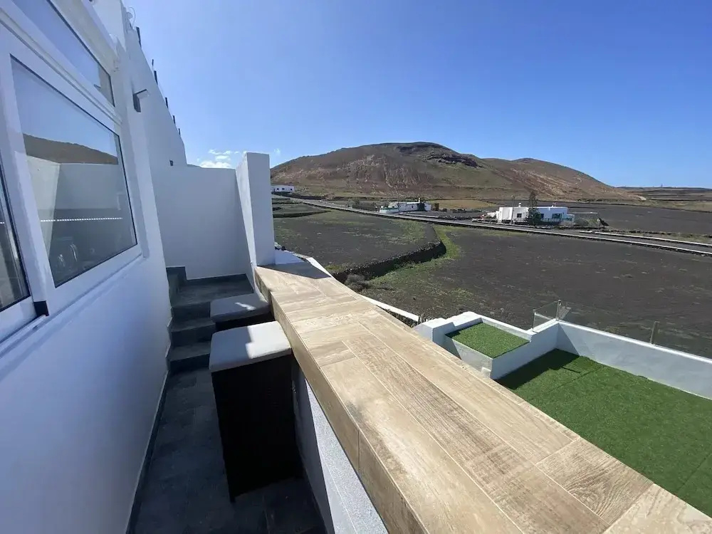 Double Suite with sea view (full double bed)