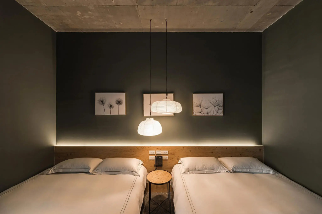 Standard Quadruple room with balcony