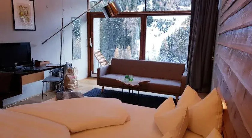 Balcony & Terrace