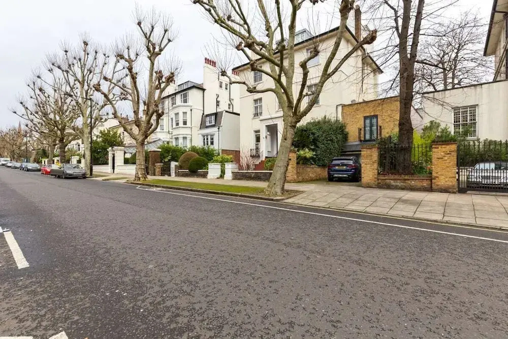 Modern & Cosy One Bedroom Apartment, Close to Tube