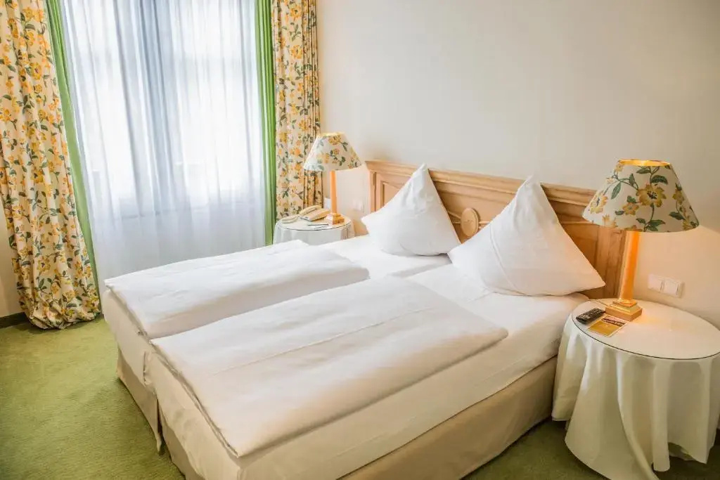 Single Junior Suite with city view