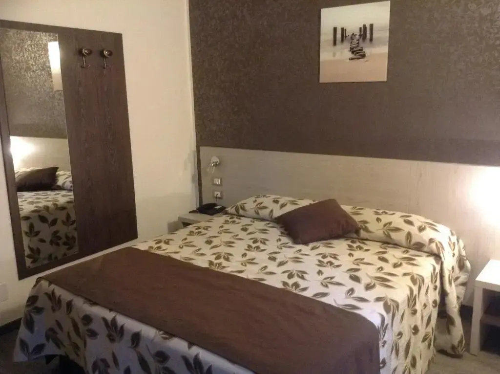 Hotel Holiday - Chambres