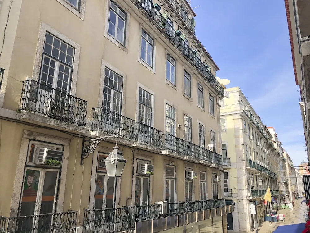 LV Premier Baixa Apartments