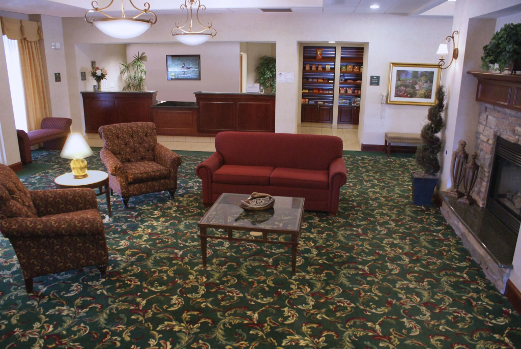 Lobby & Reception
