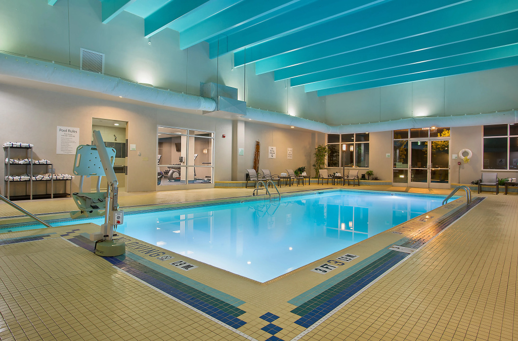Holiday Inn University Plaza-Bowling Green by IHG - Général