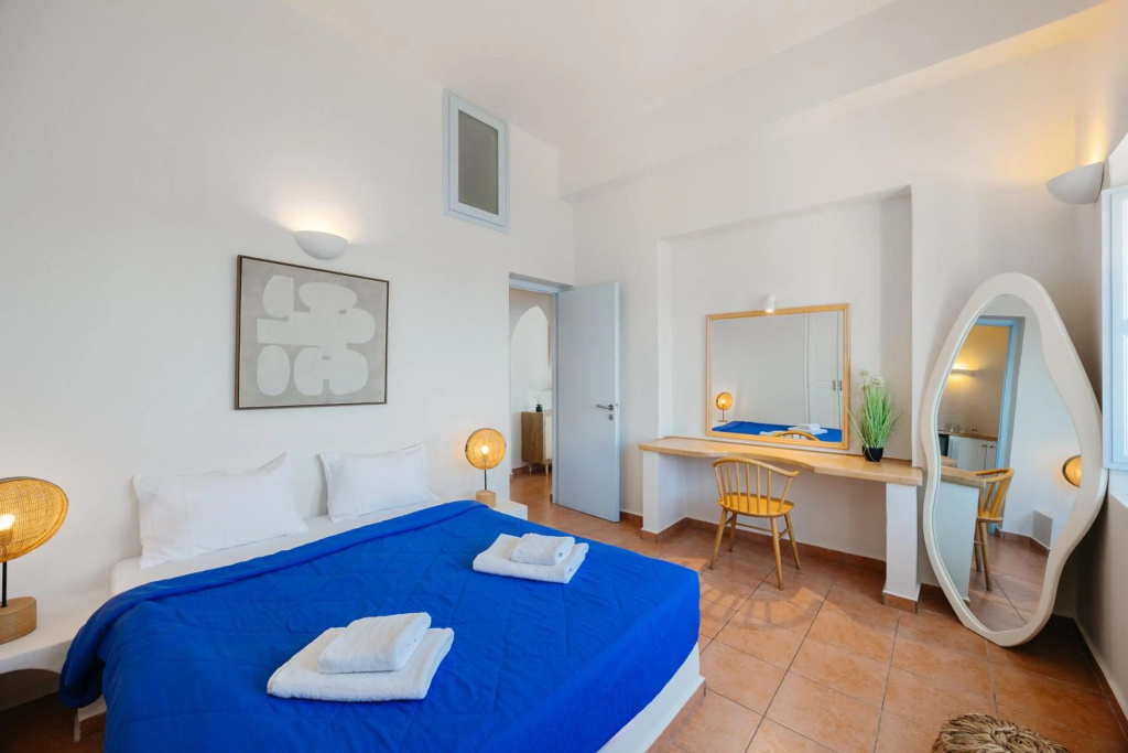 Kastro Suites — 3