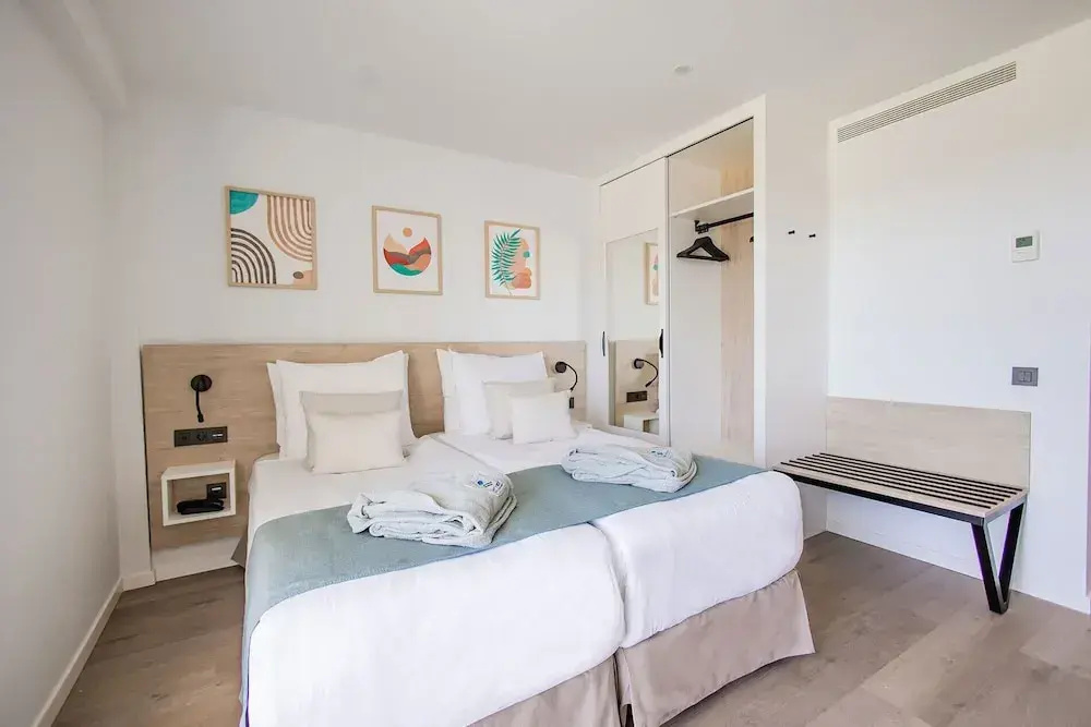 Premium Single Studio with balcony