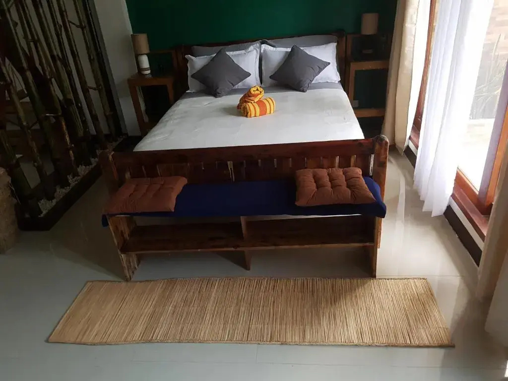 Standard Double room with garden view (full double bed)