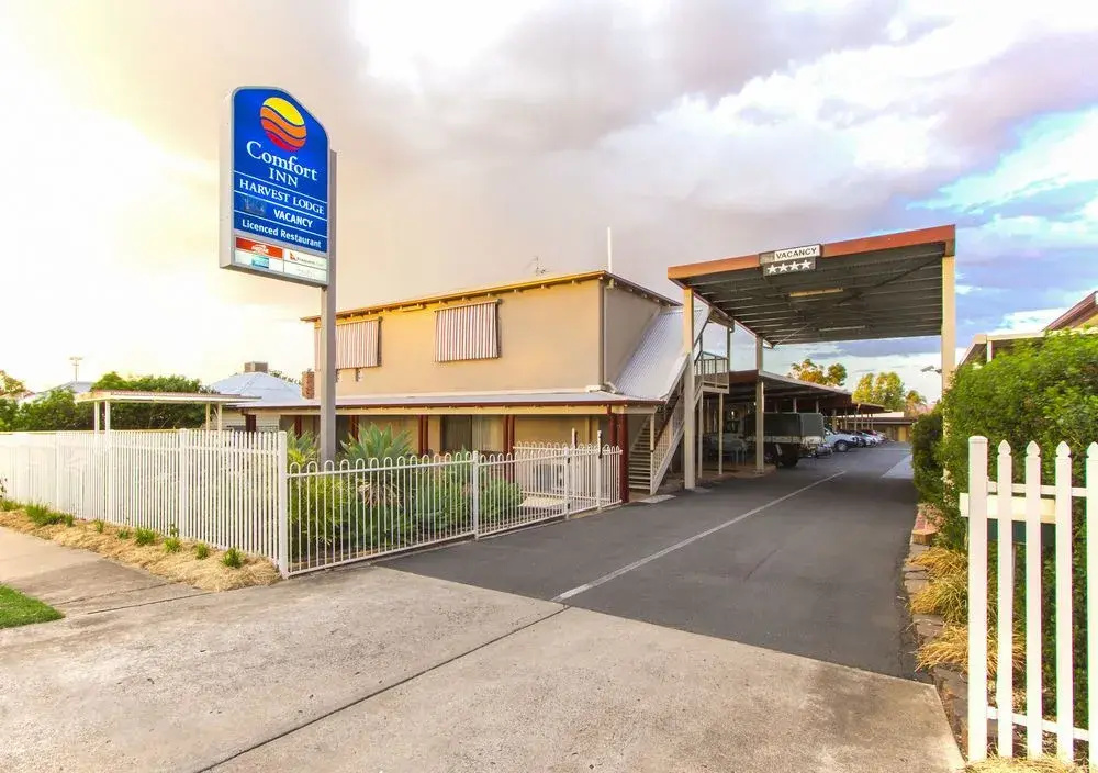 Comfort Inn Harvest Lodge