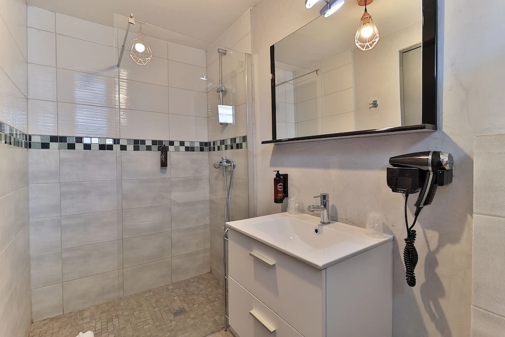 Hotel Perla Riviera - Chambres