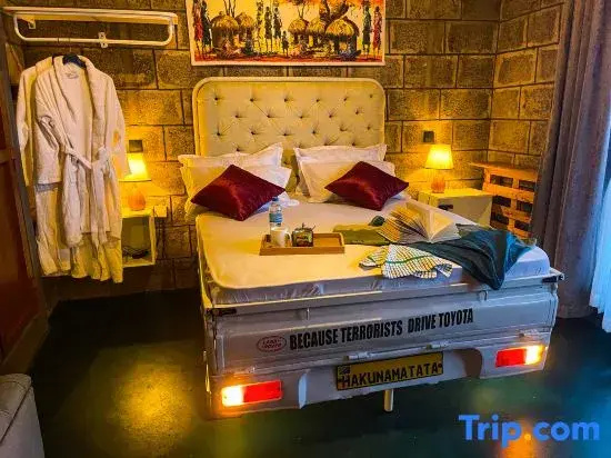 Standard Double room with balcony (full double bed)