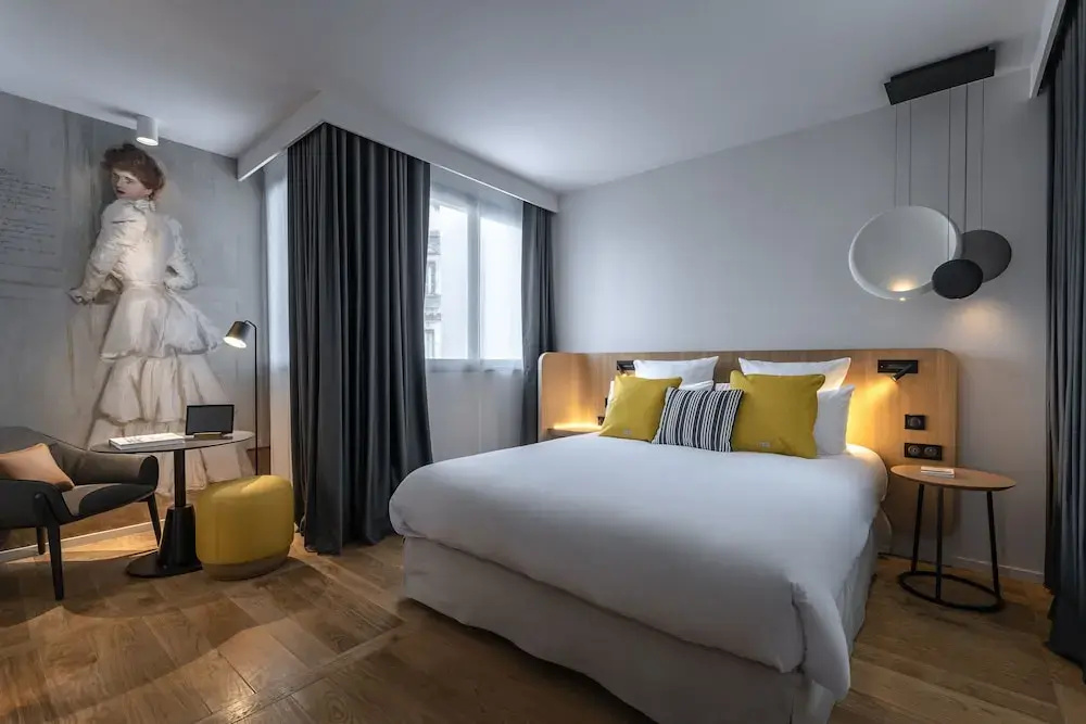 Comfort room
