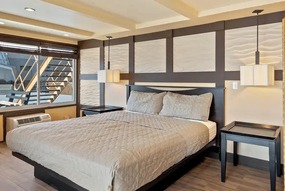 Standard Double room beachfront (full double bed)