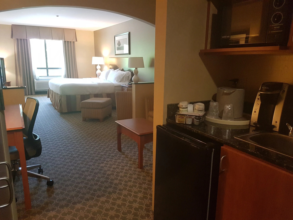 Holiday Inn Express & Suites Carbondale - University Area by IHG - Général