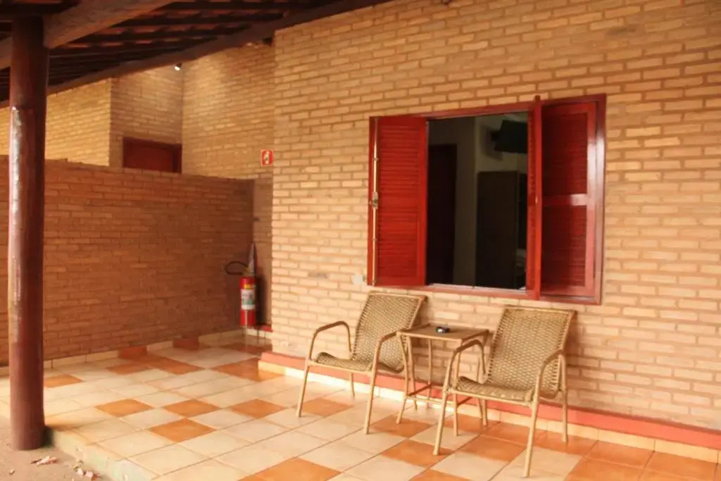 Standard Quadruple room with pool view