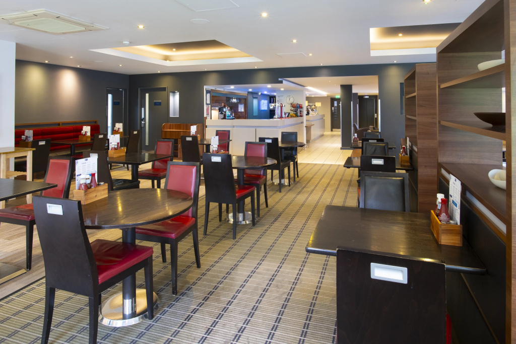 Holiday Inn Express Warwick - Stratford-upon-Avon by IHG - Général