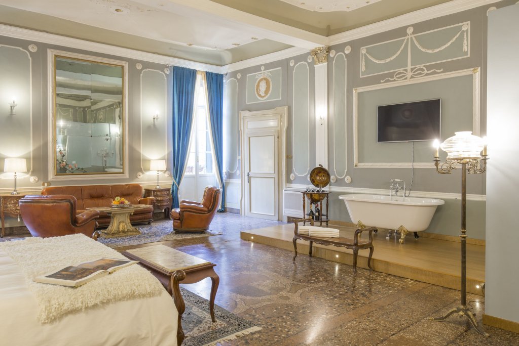 Corte Realdi Luxury Rooms, Verona Image 5
