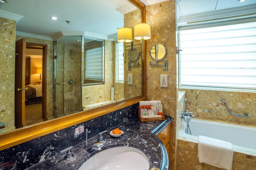 Crowne Plaza Hotel Qingdao by IHG - Général