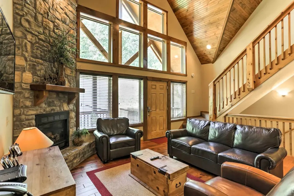 Branson Home w/ Game Room, Near Silver Dollar City
