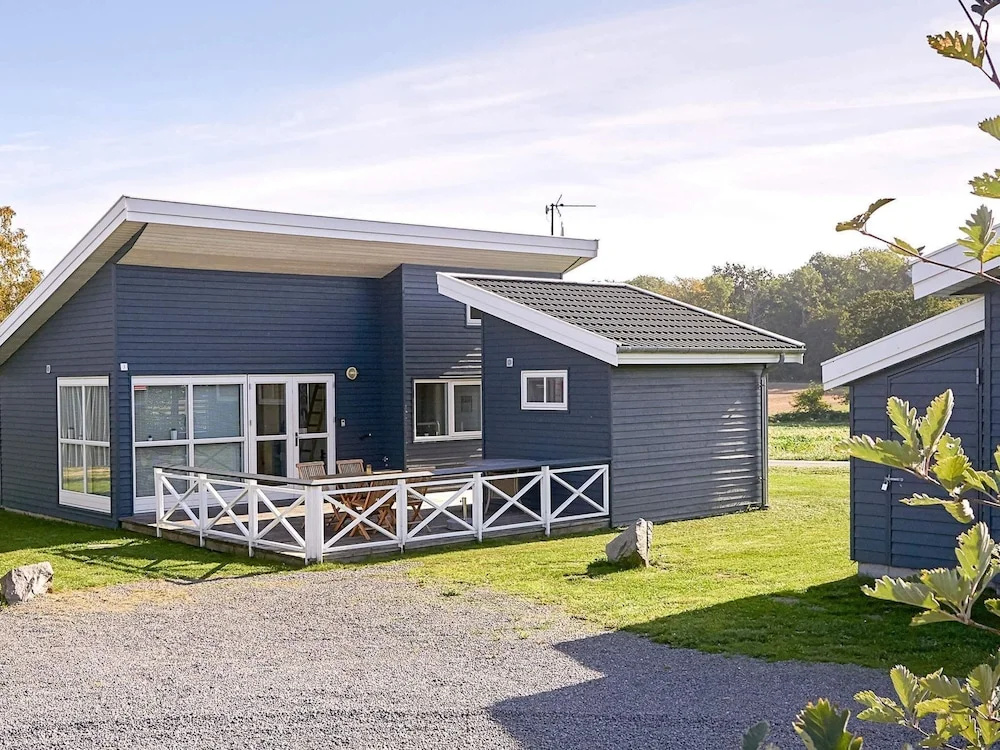 6 Person Holiday Park Home in Gudhjem