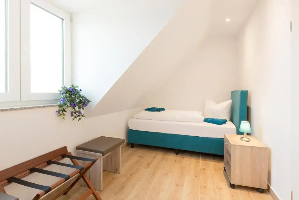 2 Bedrooms Apartment
