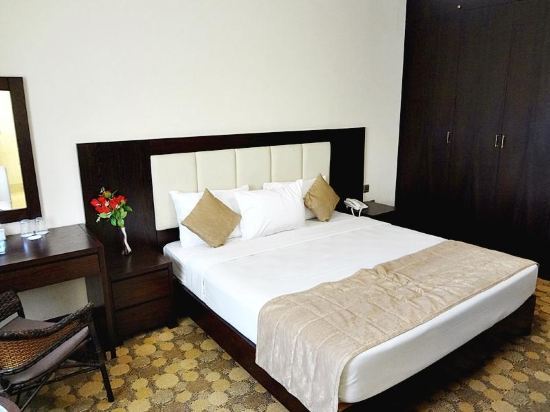 Rush Inn Hotel