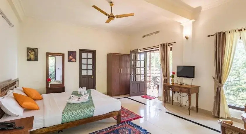 Bedroom