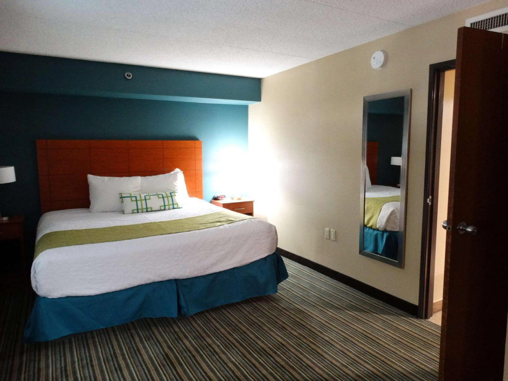 Best Western Warren Hotel - фото 3