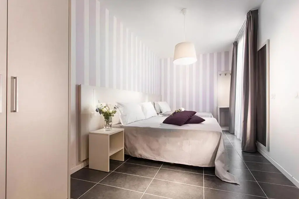 Superior Double room (full double bed)