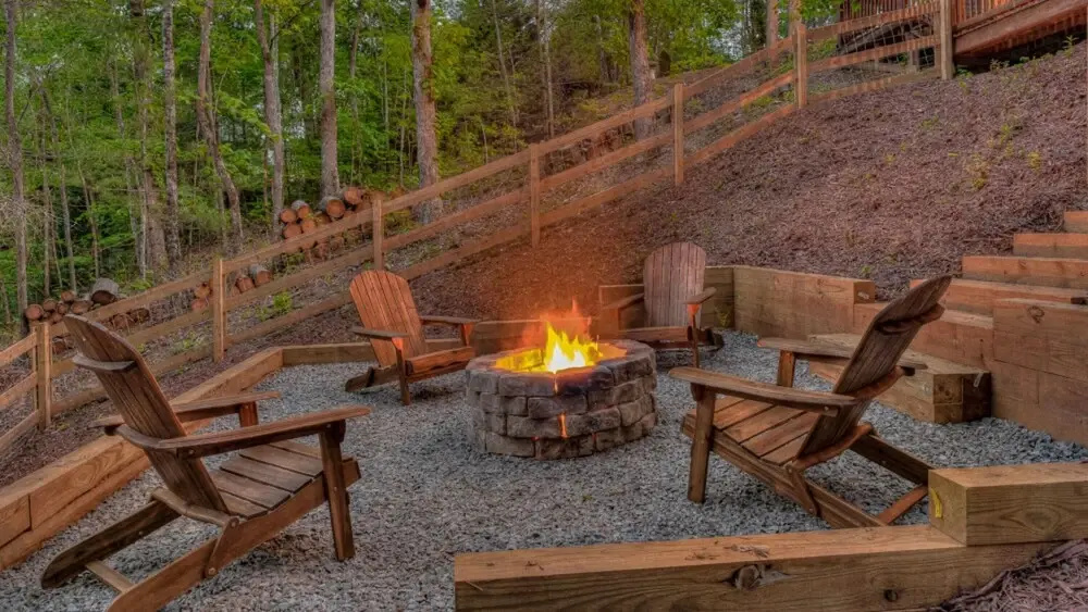 Cozy Bear Cabin by Escape to Blue Ridge