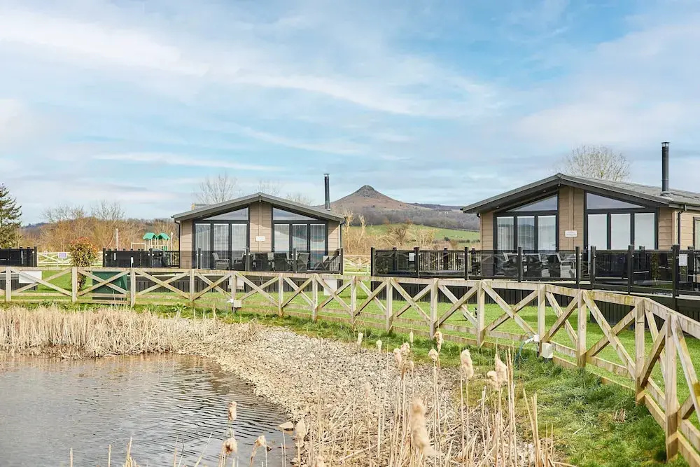 Host Stay Newport Bridge Lodge