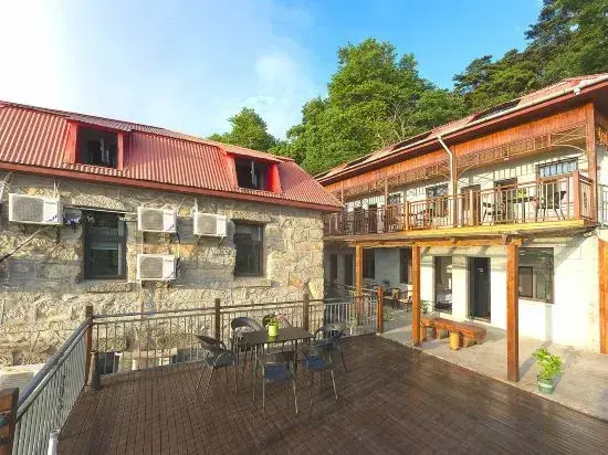 Lushan Dongtian Guesthouse