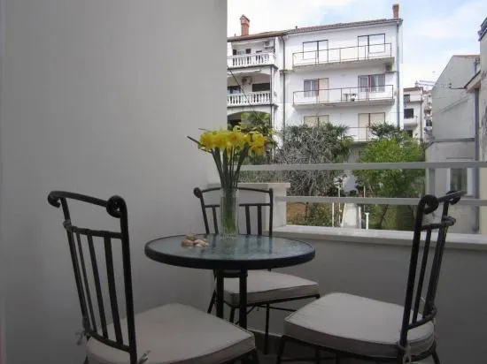 Apartments Skiljan