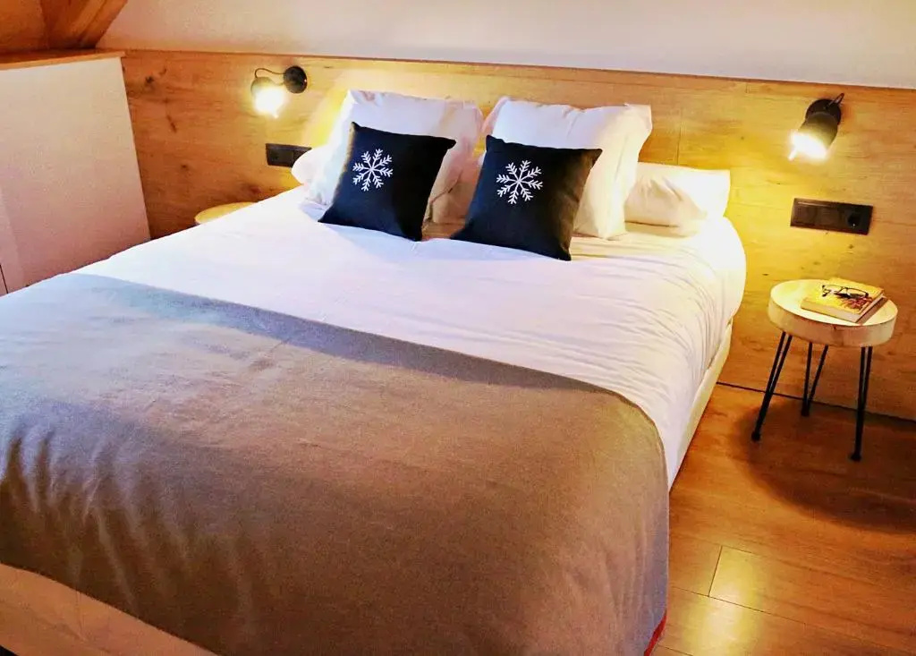 Standard Double room (full double bed)
