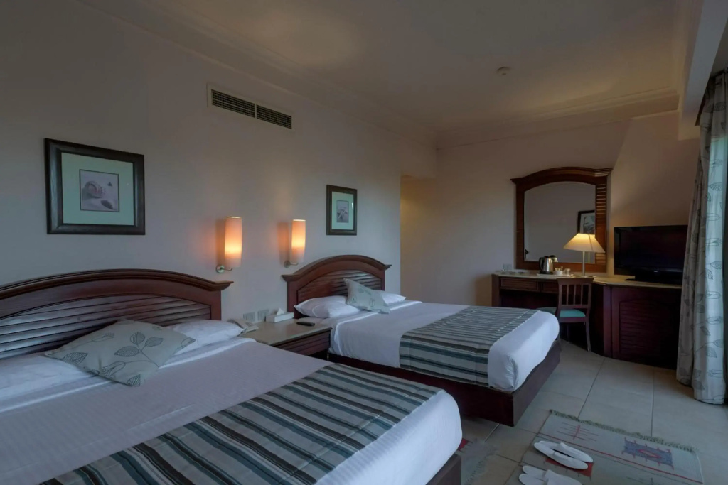 Coral Beach Resort — фото