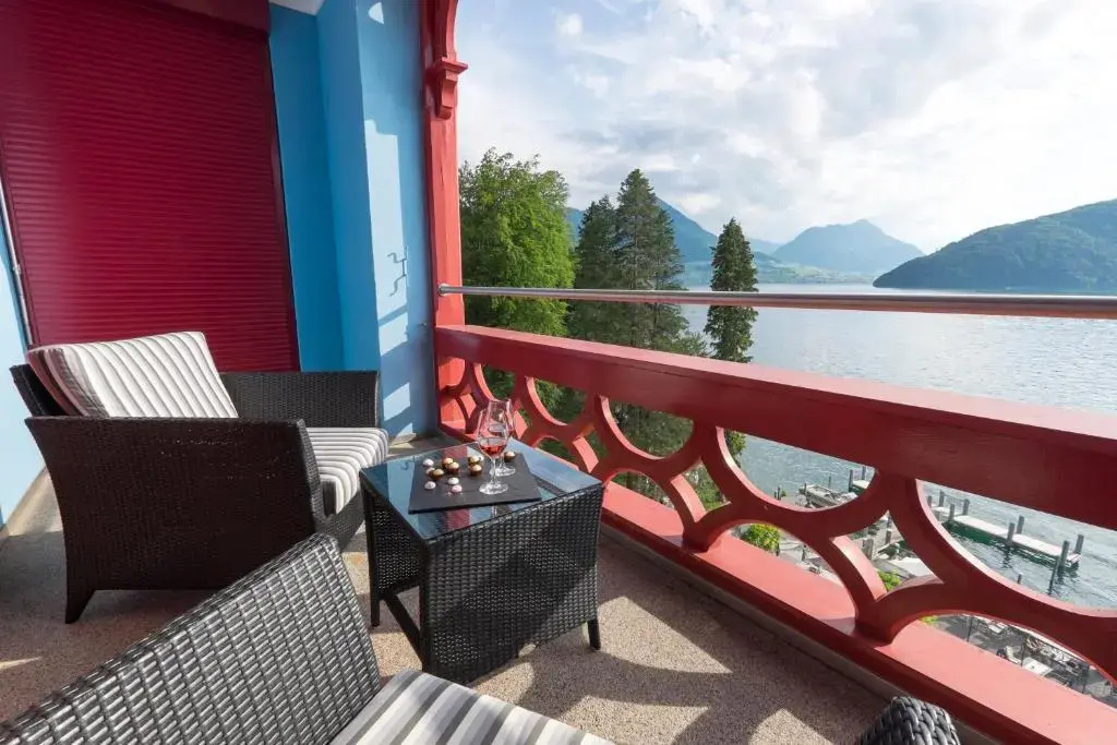 Balcony & Terrace