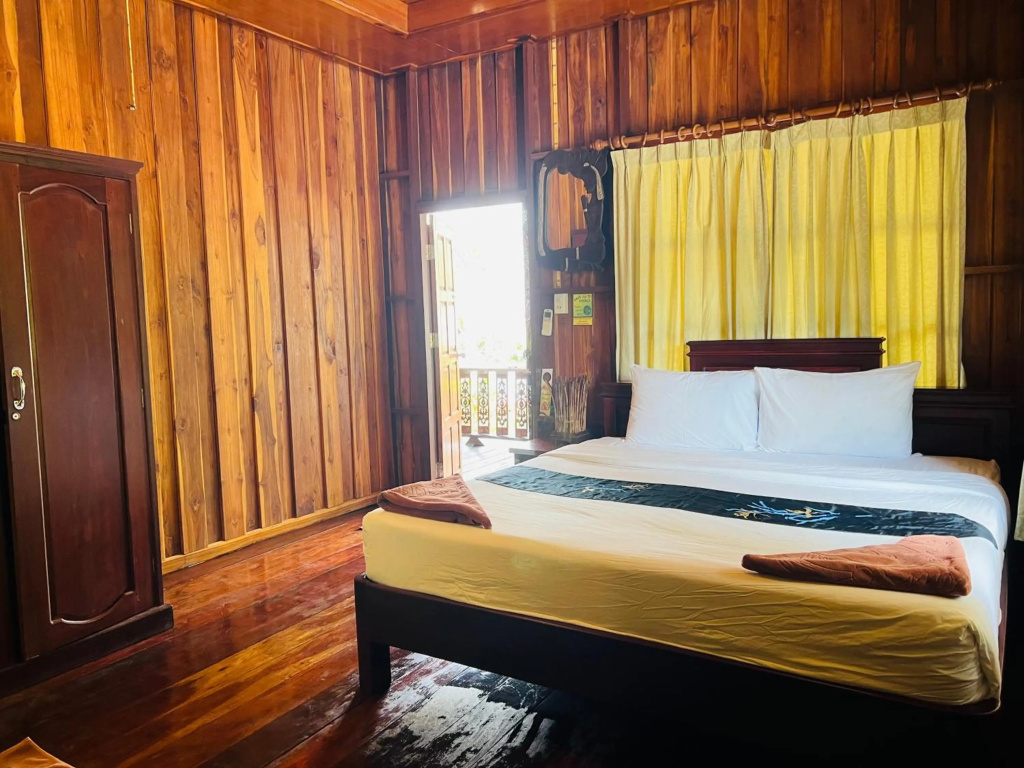 Tharathip Resort — 4