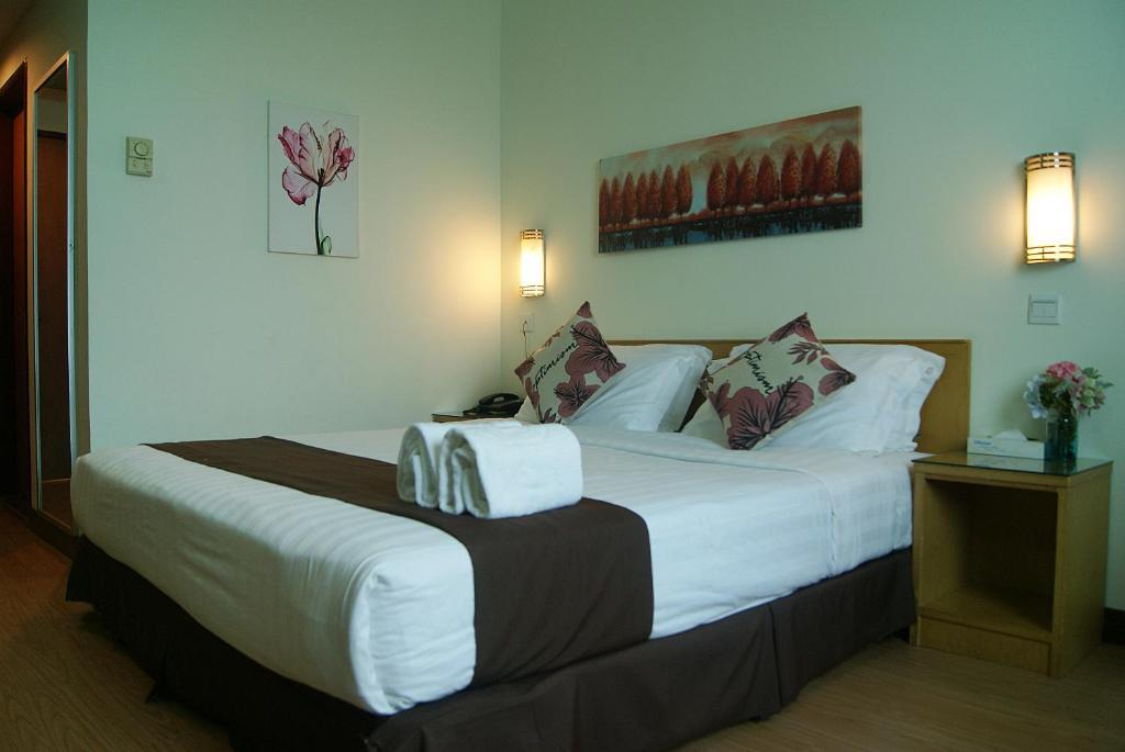 Tang Dynasty Park Hotel