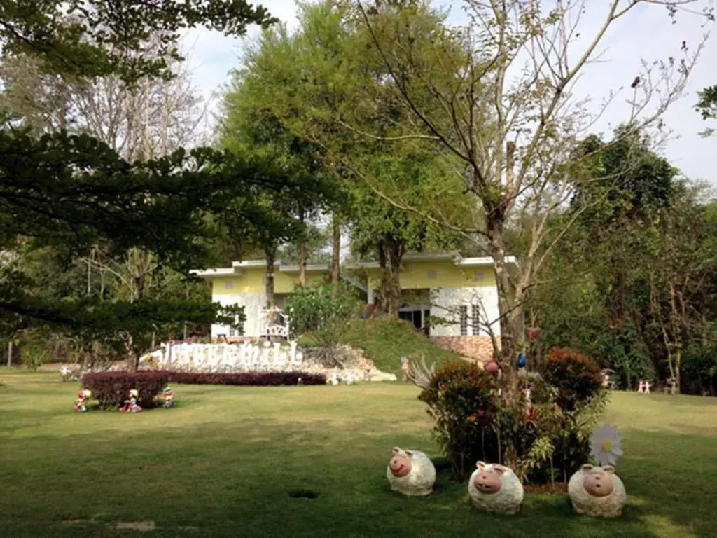 Villa with water view