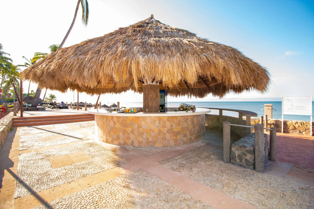 Beach & Waterfront