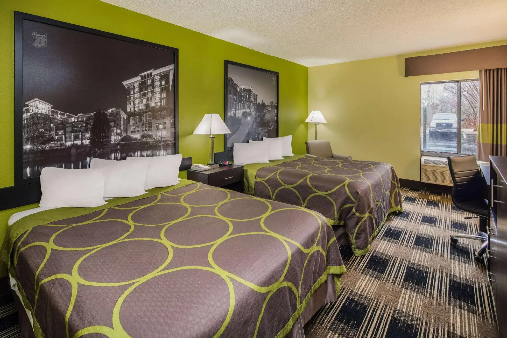 Quadruple room