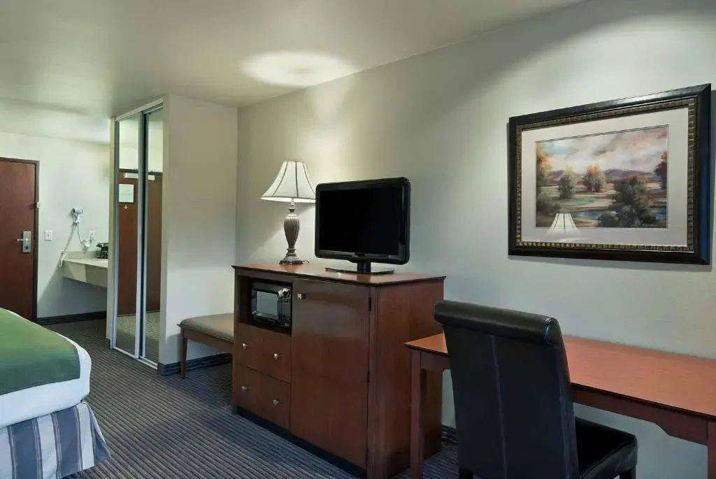 Oxford Suites Yakima - Chambres
