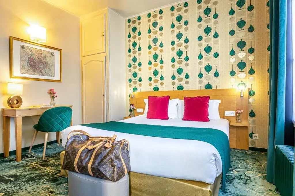 Hotel Romance Malesherbes by Patrick Hayat 42