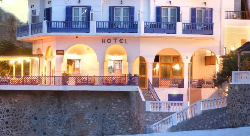Paradissos Hotel
