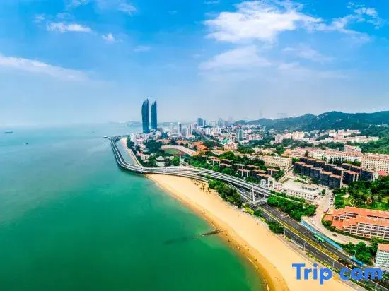 Beach & Waterfront