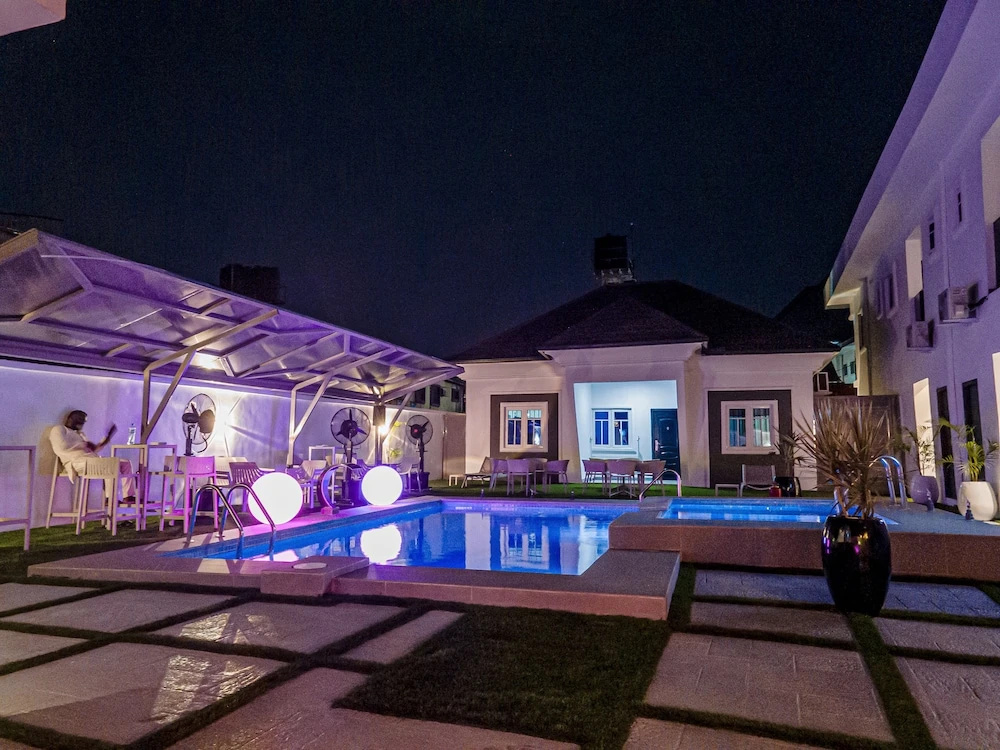 Greyfield Apartments